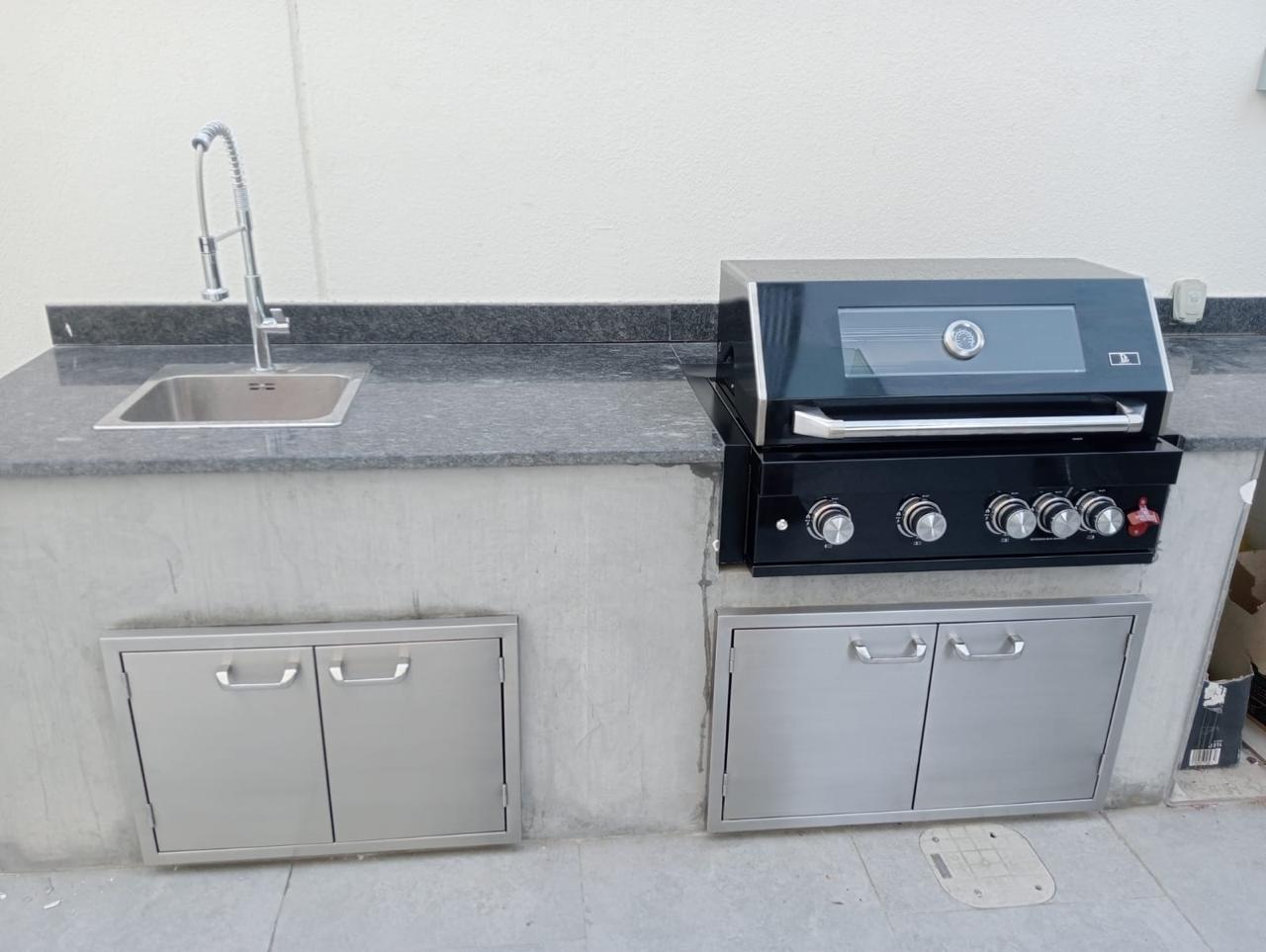 BBQ Kitchen with Granite Countertop